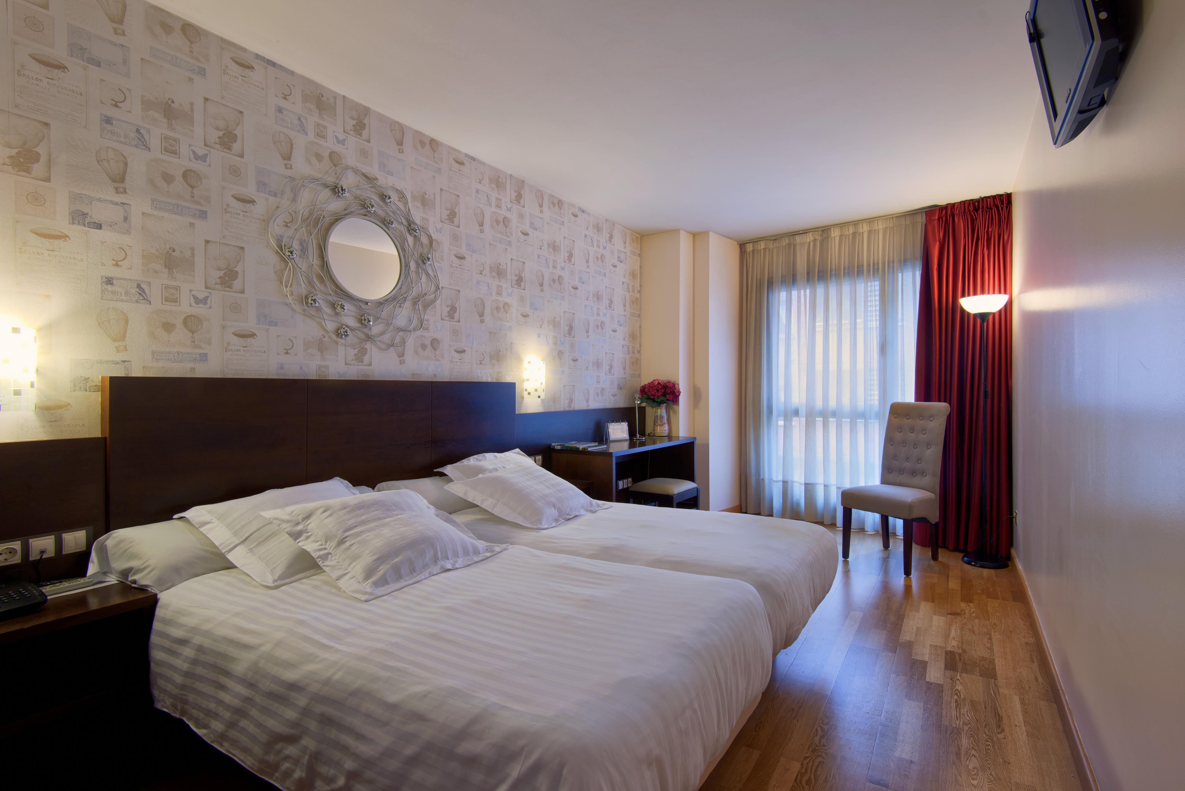 Hotel Castro Real Овьедо Экстерьер фото