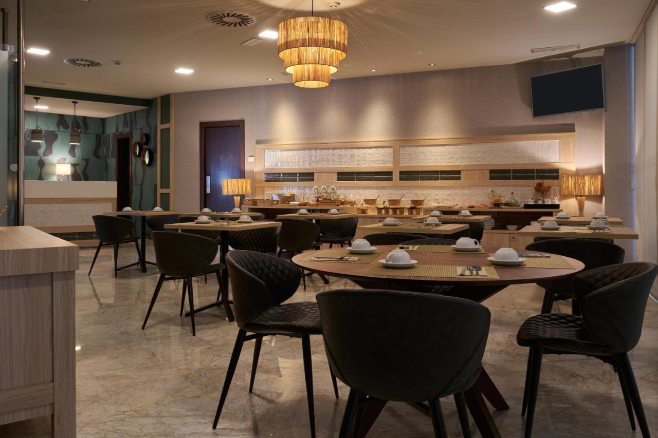 Hotel Castro Real Овьедо Экстерьер фото